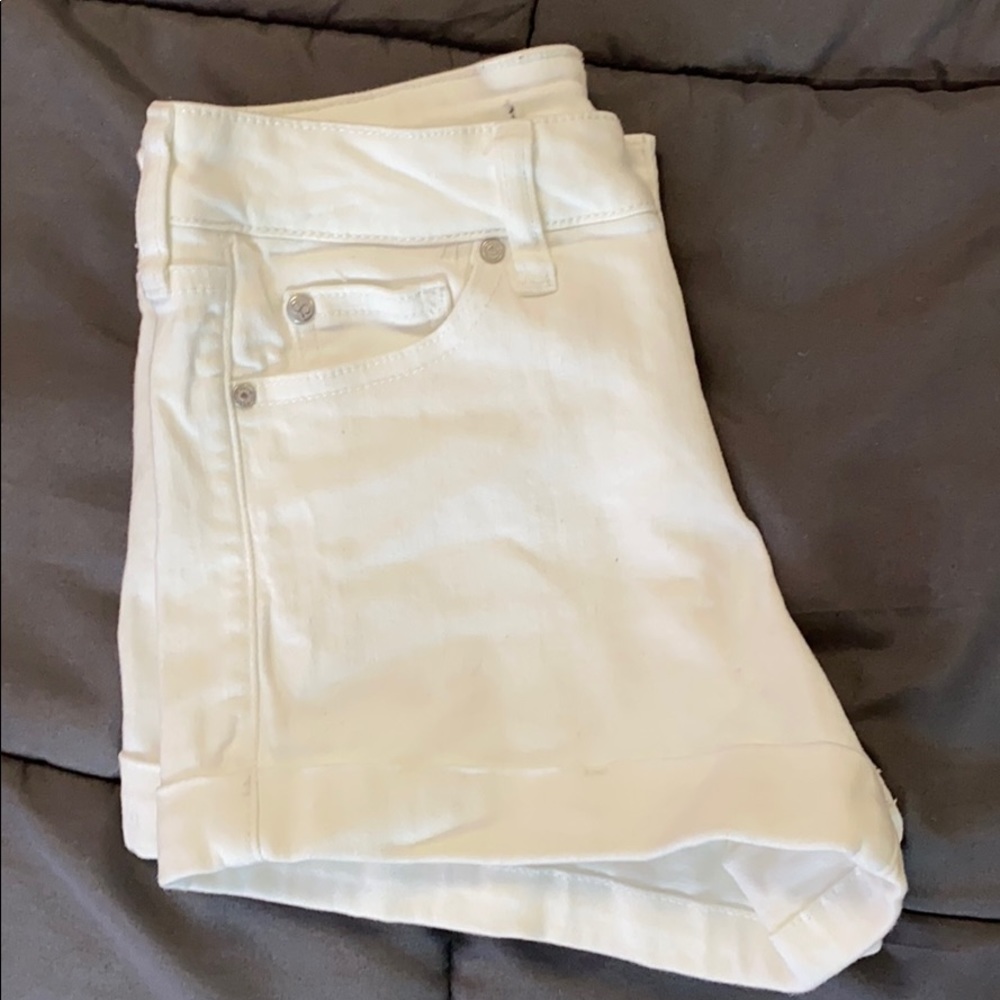Celebrity pink jean shorts, white, size: 2